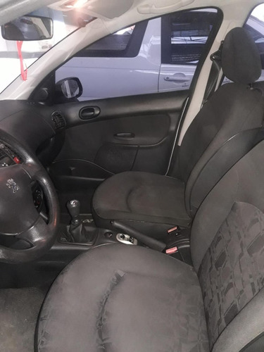 Peugeot 207 1.4 Xr Sport 8v Flex