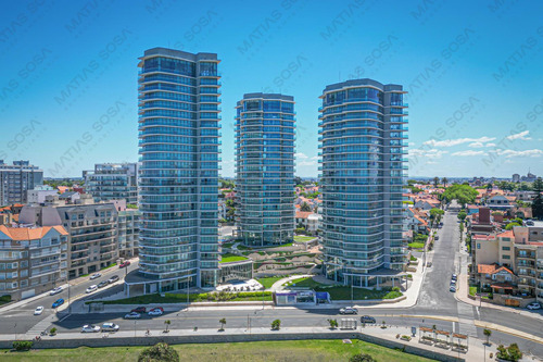 Venta - Departamento - Maral Explanada - Full Amenities - Arq. Cesar Pelli