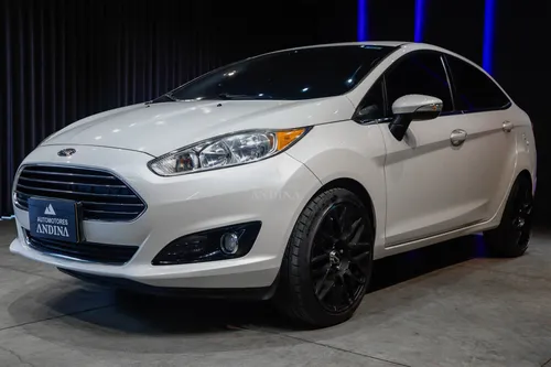 Ford Fiesta Titanium 1.6