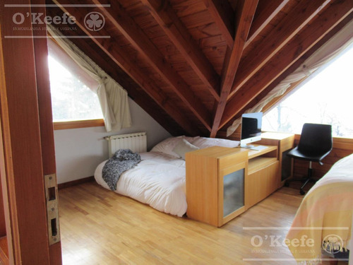 Imagen 22 de 30 de Casa En Venta Barrio Cerrado Antu Hue, Con Excelente Vista Al Lago En Bariloche