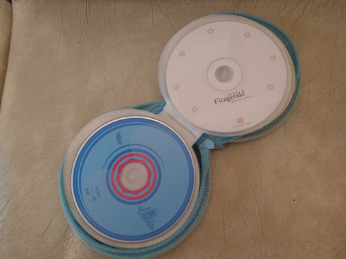 Porta Cds Con Varios Cds Diversos Intérpretes. (Usado)