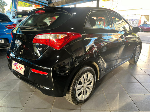 Hyundai HB20 1.6 Comfort Plus Flex 5p