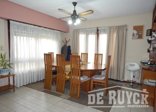 Imagen 6 de 17 de Local Con Vivienda En Venta En Quilmes Oeste