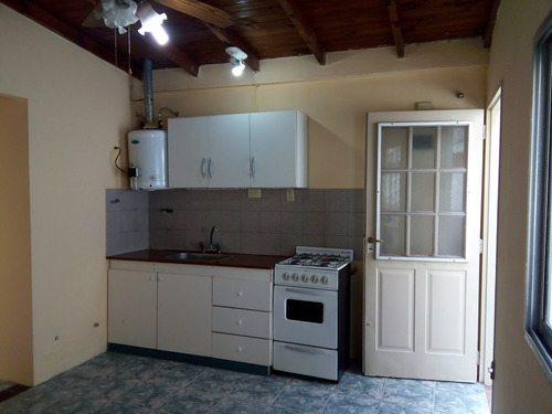 Alquiler De Dpto Ph 2 Ambientes Con Patio, Sin Expensas, Pb