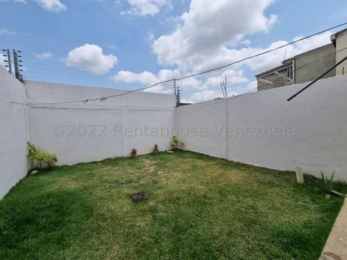 Imagen 14 de 30 de Casas En Venta Cabudare 04245565759