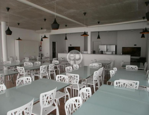 Apartamento En La Brava!