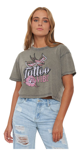 Polera Mujer Fun Manga Corta Crop Gris Tattoo Corona