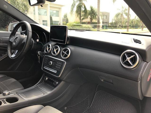 Mercedes-Benz Clase A 1.6 A 200 At Urban B.efficiency 156cv