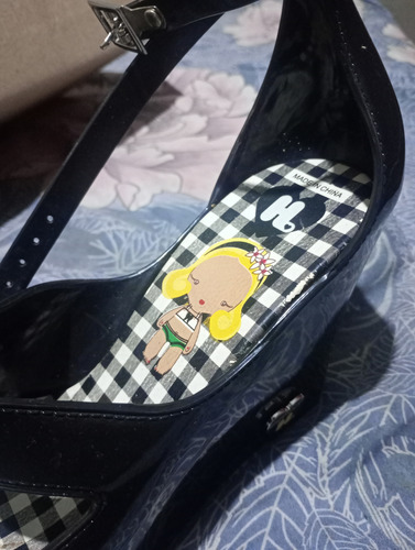 Zapatos De Goma Numero 39 Con Taco Chino Sandalias (Usado)