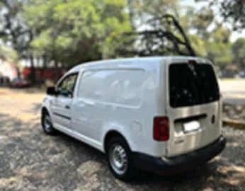 Volkswagen Caddy 2.0 Maxi Tdi Mt