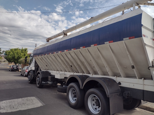 Imagem 4 de 14 de Iveco Tector 240e28 Ano 2013 Bitruck Com Silo