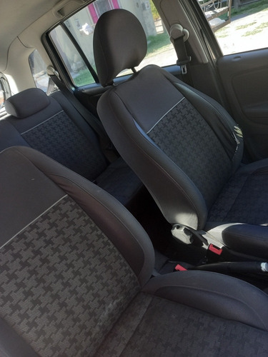 Volkswagen Suran 1.6 Trendline 2017