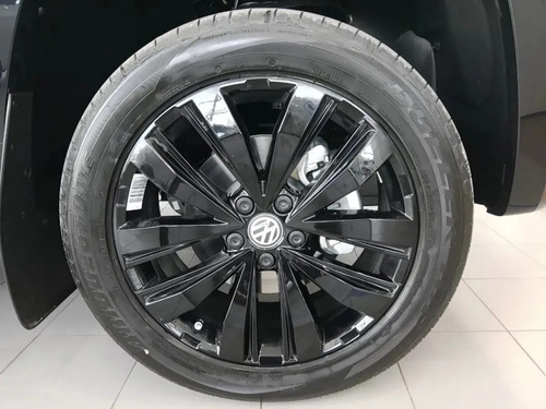 Imagen 20 de 25 de Volkswagen Amarok V6 Black Style Leasing 100% Financiado