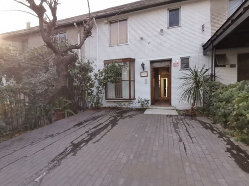 Arriendo Casa 4d2b1e - Las Condes Av Apoquindo