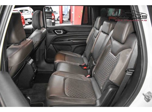 Jeep Commander 2.0 TD380 TURBO DIESEL OVERLAND AT9