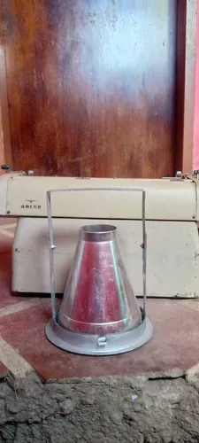 Lámpara De Cono Aluminio