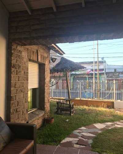 Imagen 3 de 16 de Alquiler De Casa Para Uso Comercial - La Tablada