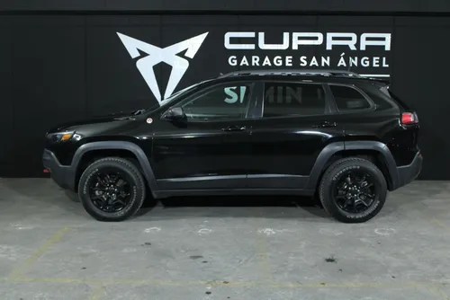 Jeep Cherokee 3.3l Trailhawk At