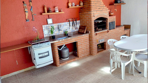 Imagem 11 de 17 de Casa Com Piscina Na Vila Rosália *abaixo Do Preço De Mercado* - Com Churrasqueira, Forno De Pizza E Fogão A Lenha - Ca0065