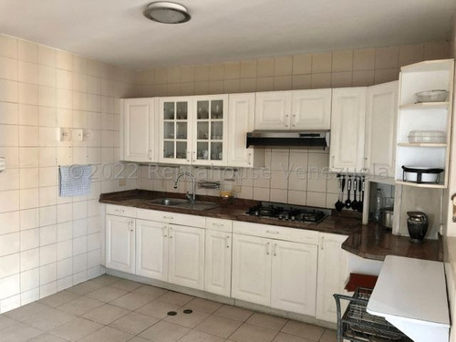 Imagen 17 de 30 de Apartamento En Venta En Nueva Segovia Este De Barquisimeto Lara, Conjunto Cuenta Con Planta Eléctrica Para Todo El Urbanismo Y Apartamentos, Numero De Contacto Directo: ( -0-4-2-4-5-9-3-7-5-4-2/)