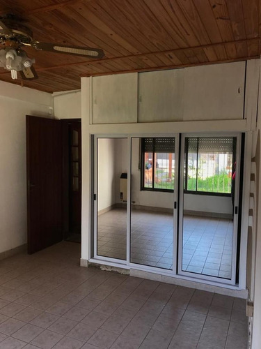 Imagen 7 de 20 de Casa En Venta En Berazategui Centro