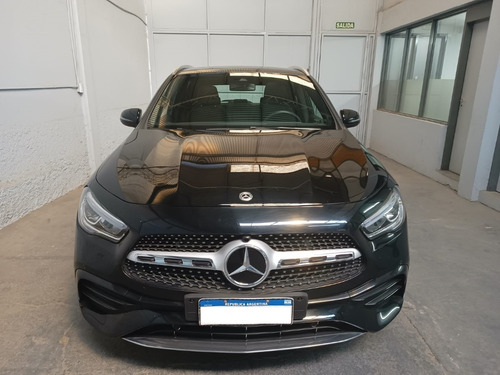 Imagen 2 de 8 de Mercedes Benz Gla 250