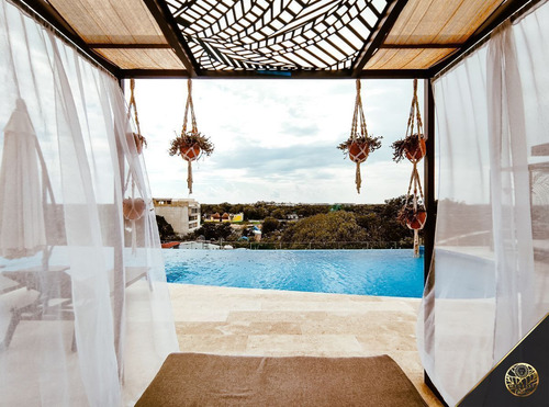 Venta De Studio Con Terraza Ubicado En Menesse Tulum, Centro