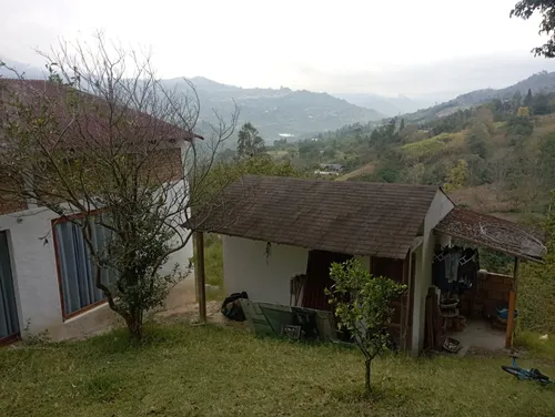 ¡vive Rodeado De Naturaleza A Sólo 38 Km De Bogotá!. Finca Con Casa Campestre Y Cabaña.