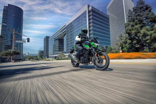 Imagen 17 de 24 de Kawasaki Z400 - 18 Cuotas Sin Interés | Mall Don Bosco Motor