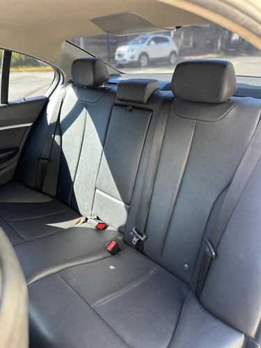 BMW Serie 3 2.0 320i Sedan Sportline