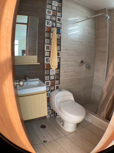 Mini-depa Studio 48m2 Monoambiente Con Mini Cocina Y Baño Completo Y Lavanderia