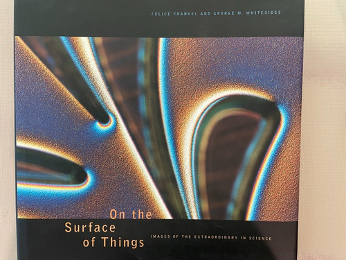 Libro On The Surface Of Things. Images Of The Extraordinary 