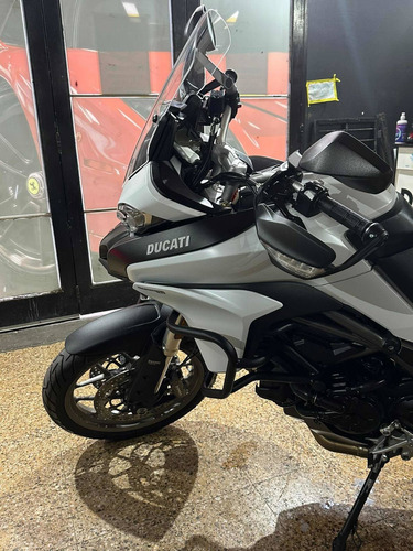 Imagen 4 de 5 de Multistrada 950