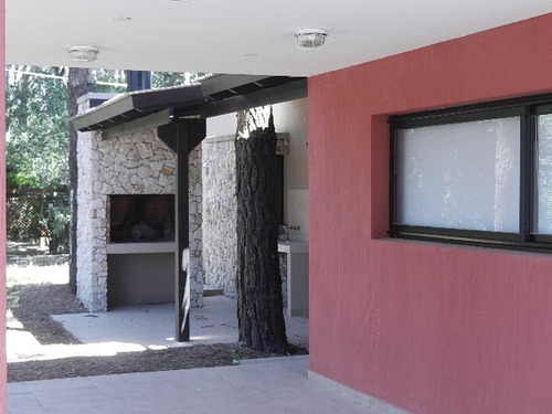 Casa De 4 Ambientes - Valeria Del Mar - Pinamar