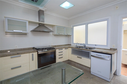 Imagem 15 de 30 de Casa Em Condomínio Diferenciado Com 5 Suítes Na Chácara Monte Alegre - Reo309045