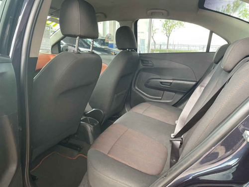 Imagen 11 de 15 de Chevrolet Sonic 2016 4p Lt L4/1.6 Man