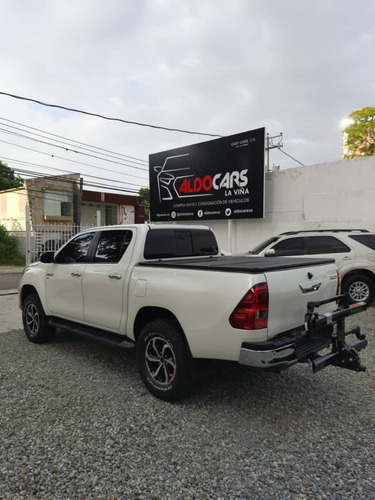 Imagen 5 de 8 de Toyota Hilux