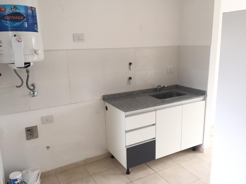 Imagen 10 de 24 de En Venta. Departamento Planta Alta Con Cochera San Miguel