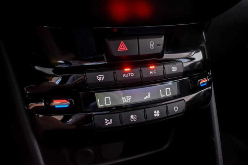 Imagem 5 de 15 de Peugeot 2008 Griffe 1.6 Thp