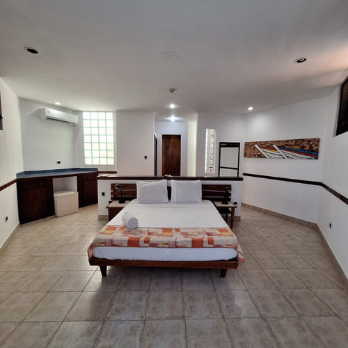 Venta De Hotel En La Paradisiaca Playa El Yaque Margarita