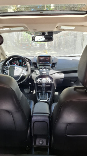 Ford Fiesta Kinetic 1.6 Titanium Powershift 120cv