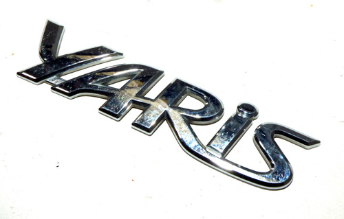 Palabra Yaris Sin Adhesivo Toyota New Yaris Año 2006 Al 2012 (Usado)