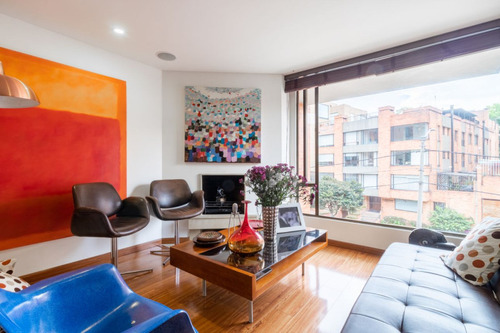 Apartamento En Venta En Bogotá Santa Bibiana. Cod 6498