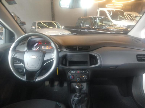 Chevrolet Onix Joy Hatch 1.0 8v Black Edition Flex Mec.