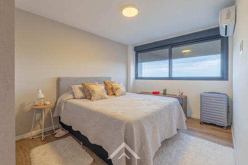 Nostrum Malvin (1701-1) - Venta Apartamento 3 Dorm. En Malvín - Cochera - Piso Alto - Apta Banco!