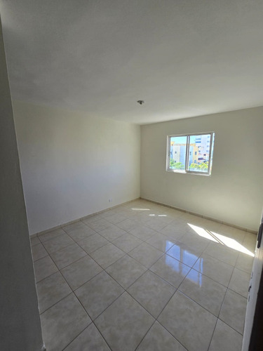 Se Vende Excelente Apartamento En Reparto Los 3 Ojos