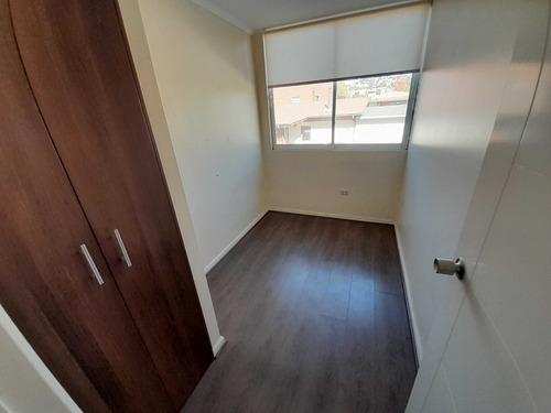 Como Nuevo 2 Dormitorios, 2 Baños (93710)