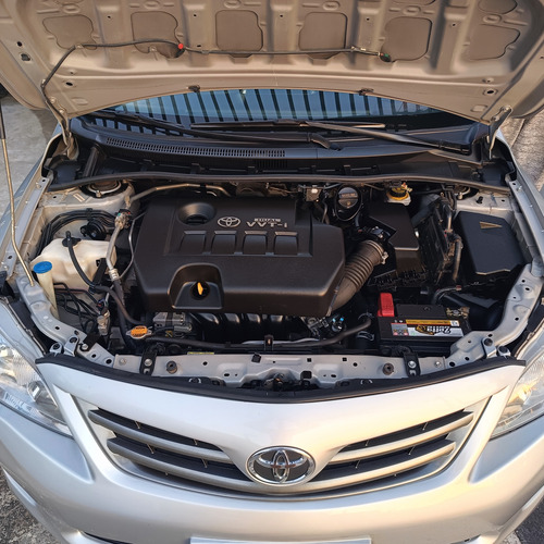 Toyota Corolla 1.8 16v Xli Flex Aut. 4p