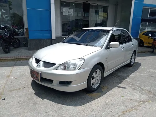 Mitsubishi Lancer Touring