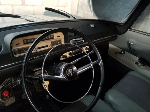 Imagen 4 de 7 de Peugeot 404 Sedan 404